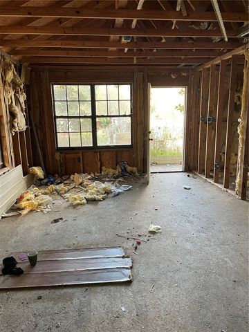 20160 SE 141ST STREET, Umatilla, FL 32784