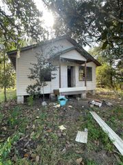 20160 SE 141ST STREET, Umatilla, FL 32784