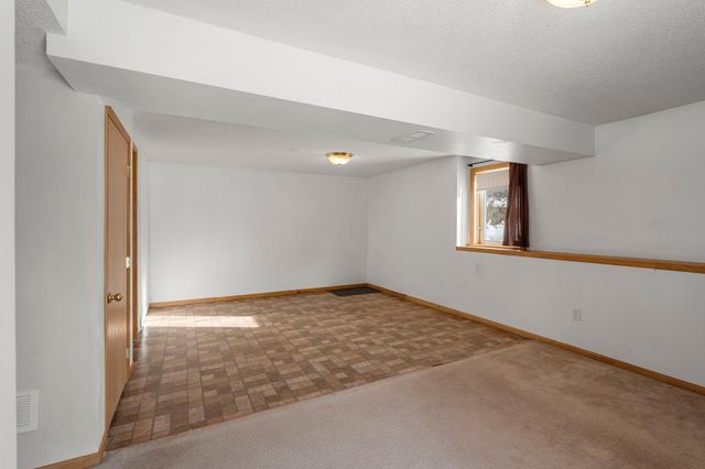 15160 Quicksilver Street NW, Anoka, MN 55303