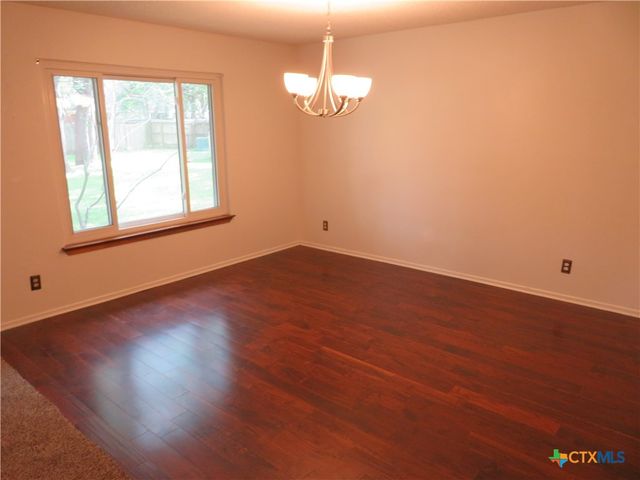 139 Lone Oak Street, Seguin, TX 78155