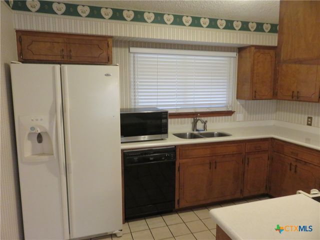 139 Lone Oak Street, Seguin, TX 78155
