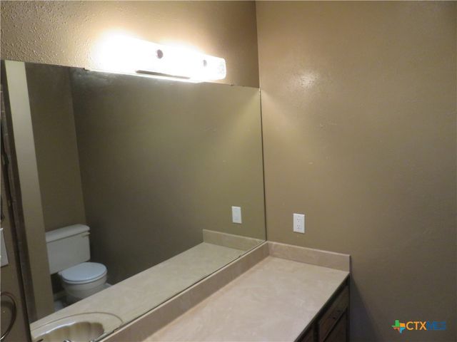 139 Lone Oak Street, Seguin, TX 78155