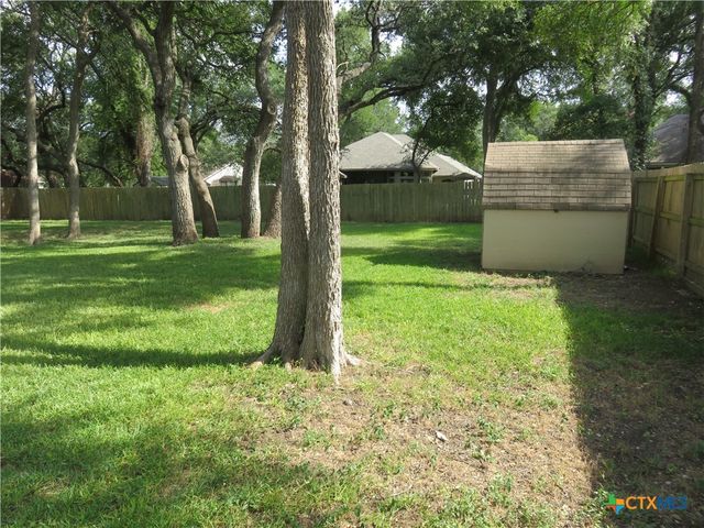 139 Lone Oak Street, Seguin, TX 78155