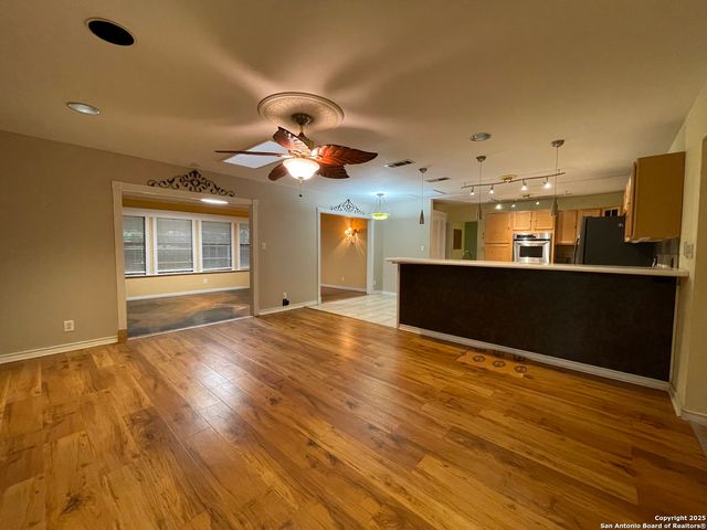 12605 Moss Hollow, Live Oak, TX 78233