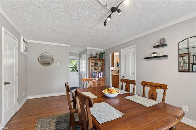 3864 Old Forge RD, Virginia Beach, VA 23452