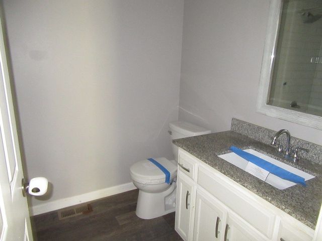 1211 Verkler Dr, Clarksville, TN 37042