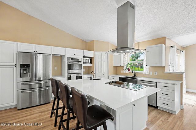1378 Havre Street Nw, Palm Bay, FL 32907