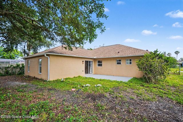 1378 Havre Street Nw, Palm Bay, FL 32907