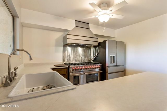 970 S 80TH Street, Mesa, AZ 85208