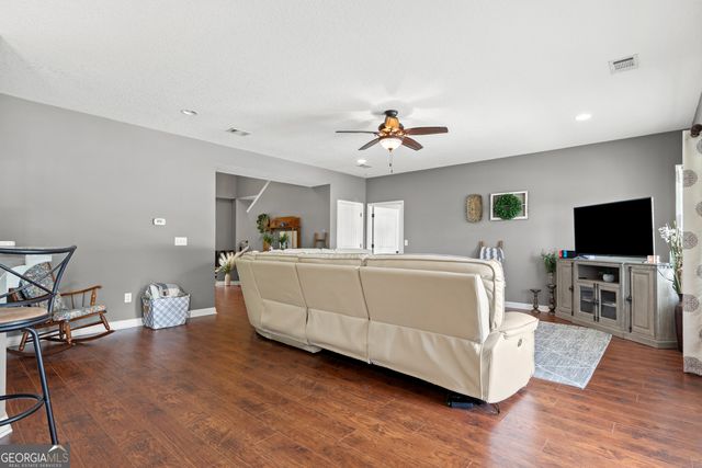 399 Gowen Drive, Folkston, GA 31537