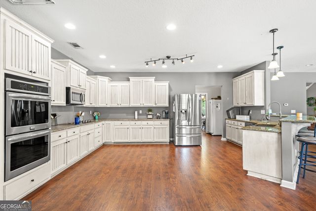 399 Gowen Drive, Folkston, GA 31537