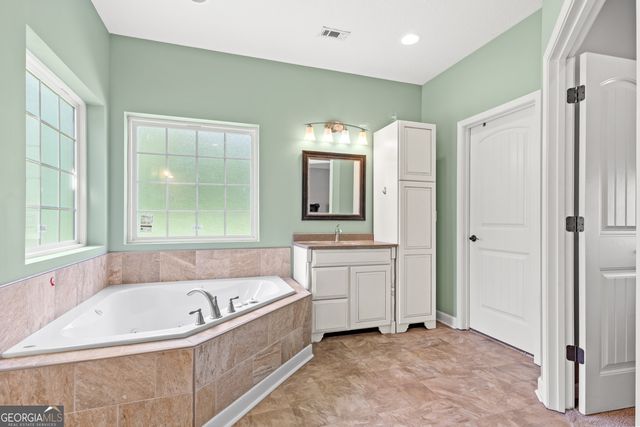 399 Gowen Drive, Folkston, GA 31537