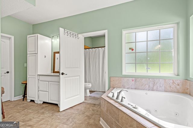 399 Gowen Drive, Folkston, GA 31537