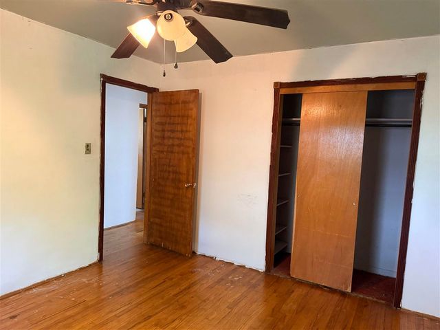 2437 NW 42nd St, Lawton, OK 73505