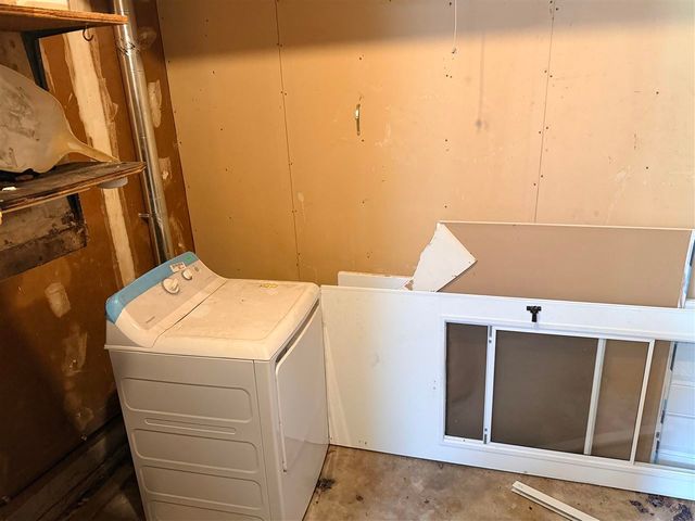 2437 NW 42nd St, Lawton, OK 73505