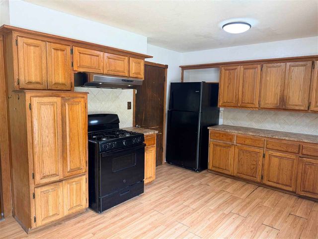 2437 NW 42nd St, Lawton, OK 73505