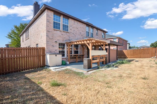 2456 Arroyo Springs Drive, Grand Prairie, TX 75052