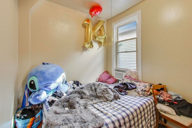 4322 N Monticello Avenue, Chicago, IL 60618