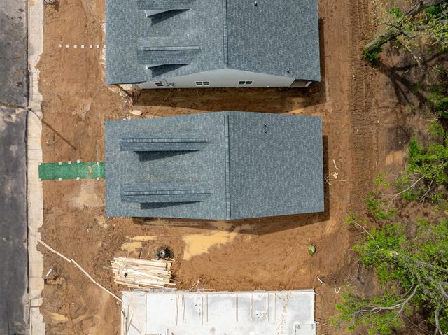 1069 SHAW PL, Memphis, TN 38126