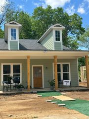 1069 SHAW PL, Memphis, TN 38126