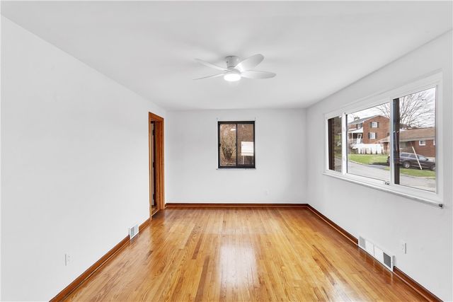 107 Tarpon Dr, Reserve, PA 15212