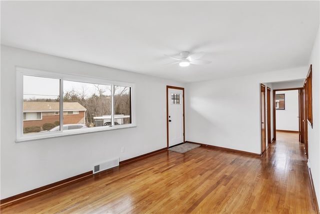 107 Tarpon Dr, Reserve, PA 15212