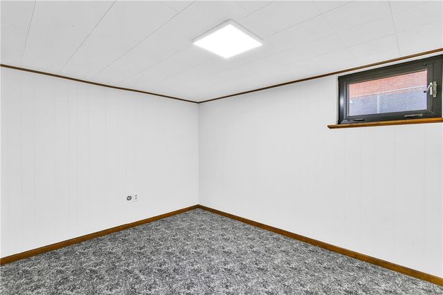 107 Tarpon Dr, Reserve, PA 15212