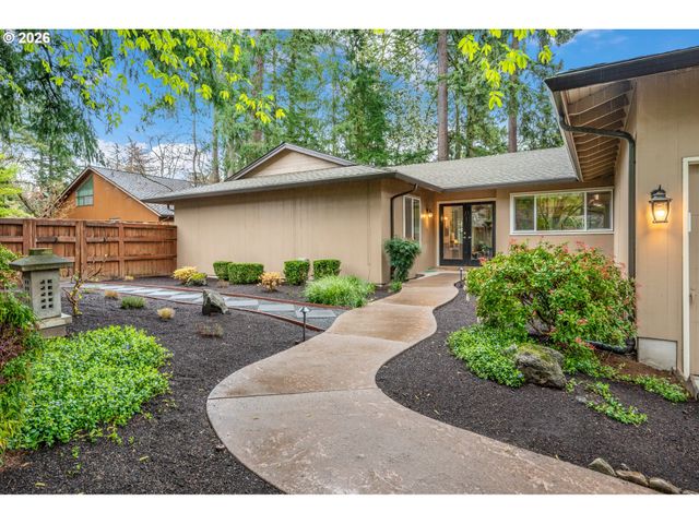 11380 Sw FOOTHILL Dr, Portland, OR 97225
