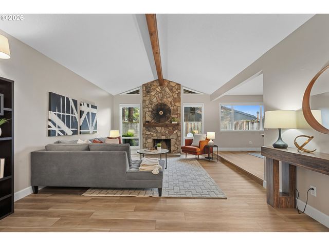 11380 Sw FOOTHILL Dr, Portland, OR 97225