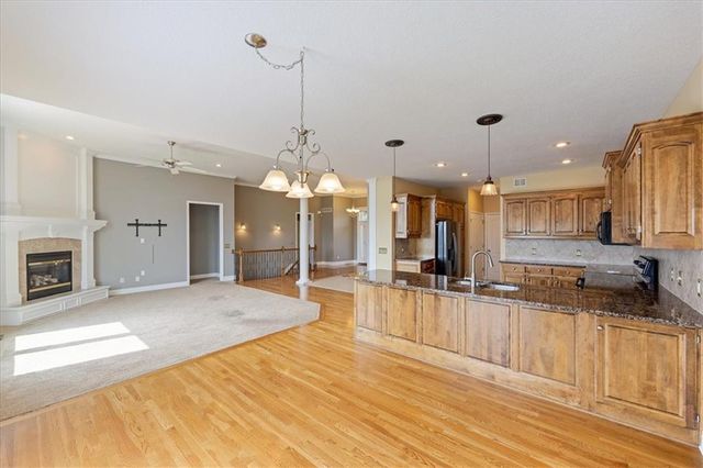 2536 SW KRISTIN Drive, Lee's Summit, MO 64082