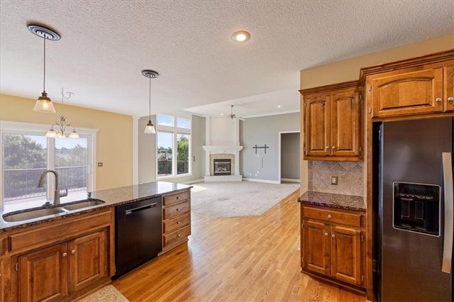 2536 SW KRISTIN Drive, Lee's Summit, MO 64082