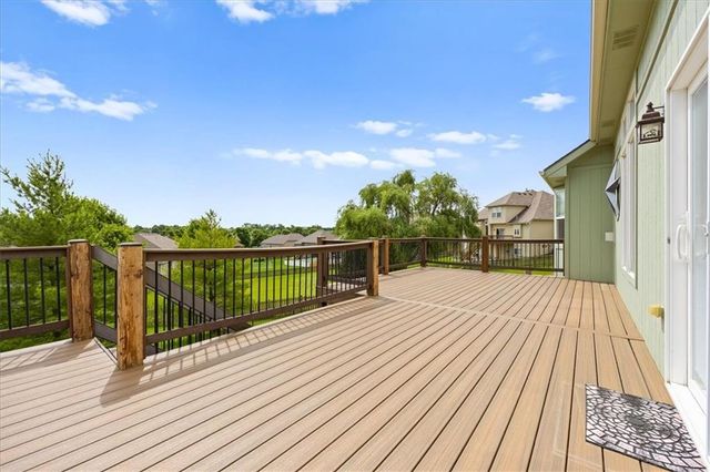 2536 SW KRISTIN Drive, Lee's Summit, MO 64082
