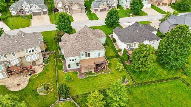 2536 SW KRISTIN Drive, Lee's Summit, MO 64082