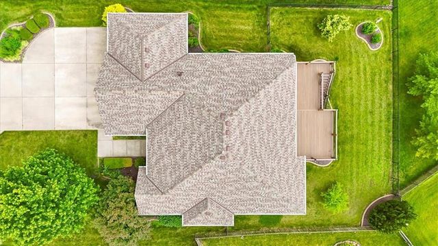 2536 SW KRISTIN Drive, Lee's Summit, MO 64082