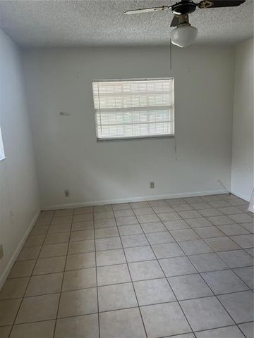 7401 N ALBANY AVENUE, Tampa, FL 33604
