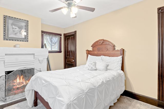 39 Forbes Place, East Haven, CT 06512