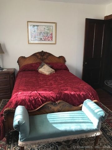 39 Forbes Place, East Haven, CT 06512