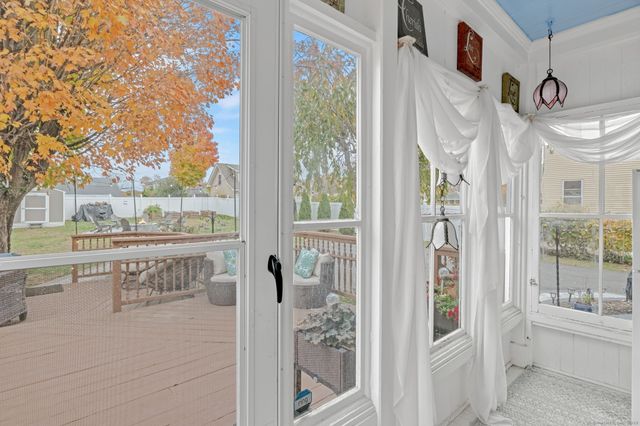 39 Forbes Place, East Haven, CT 06512