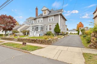 39 Forbes Place, East Haven, CT 06512