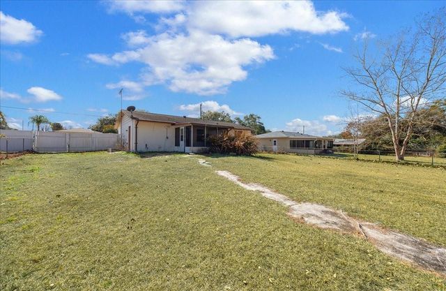 415 FIRST DRIVE, Lady Lake, FL 32159