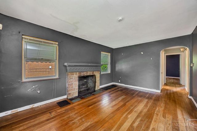 1438 Robinwood Avenue, Cincinnati, OH 45237