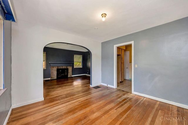 1438 Robinwood Avenue, Cincinnati, OH 45237