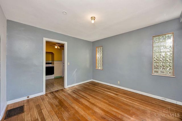 1438 Robinwood Avenue, Cincinnati, OH 45237