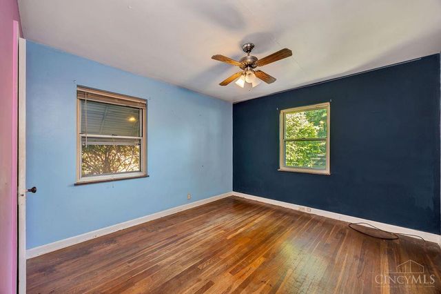 1438 Robinwood Avenue, Cincinnati, OH 45237