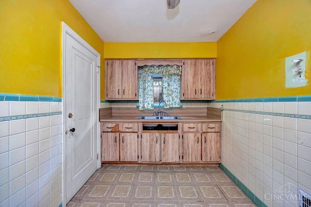 1438 Robinwood Avenue, Cincinnati, OH 45237
