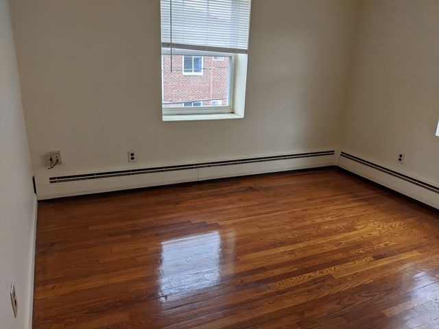 14 Grove St 7, Arlington, MA 02476