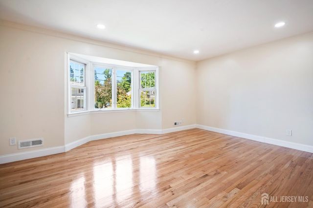 55 Ferris Road, Edison, NJ 08817