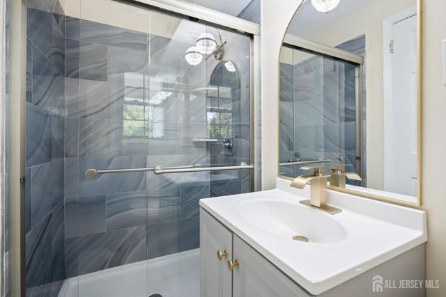 55 Ferris Road, Edison, NJ 08817