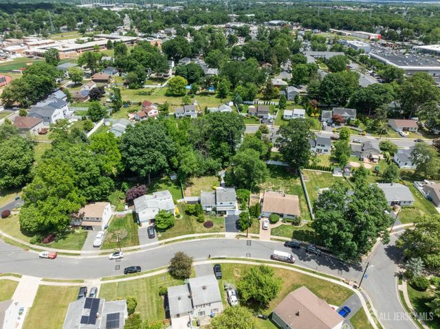 55 Ferris Road, Edison, NJ 08817