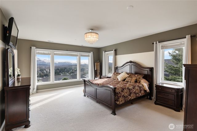 865 Burlington Heights Drive, Burlington, WA 98233